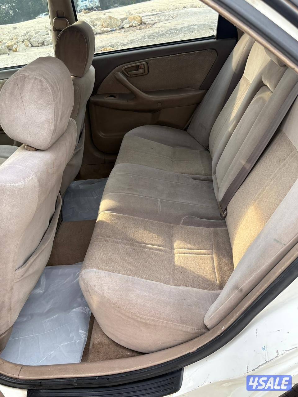 البيع سيارة كامري 20028