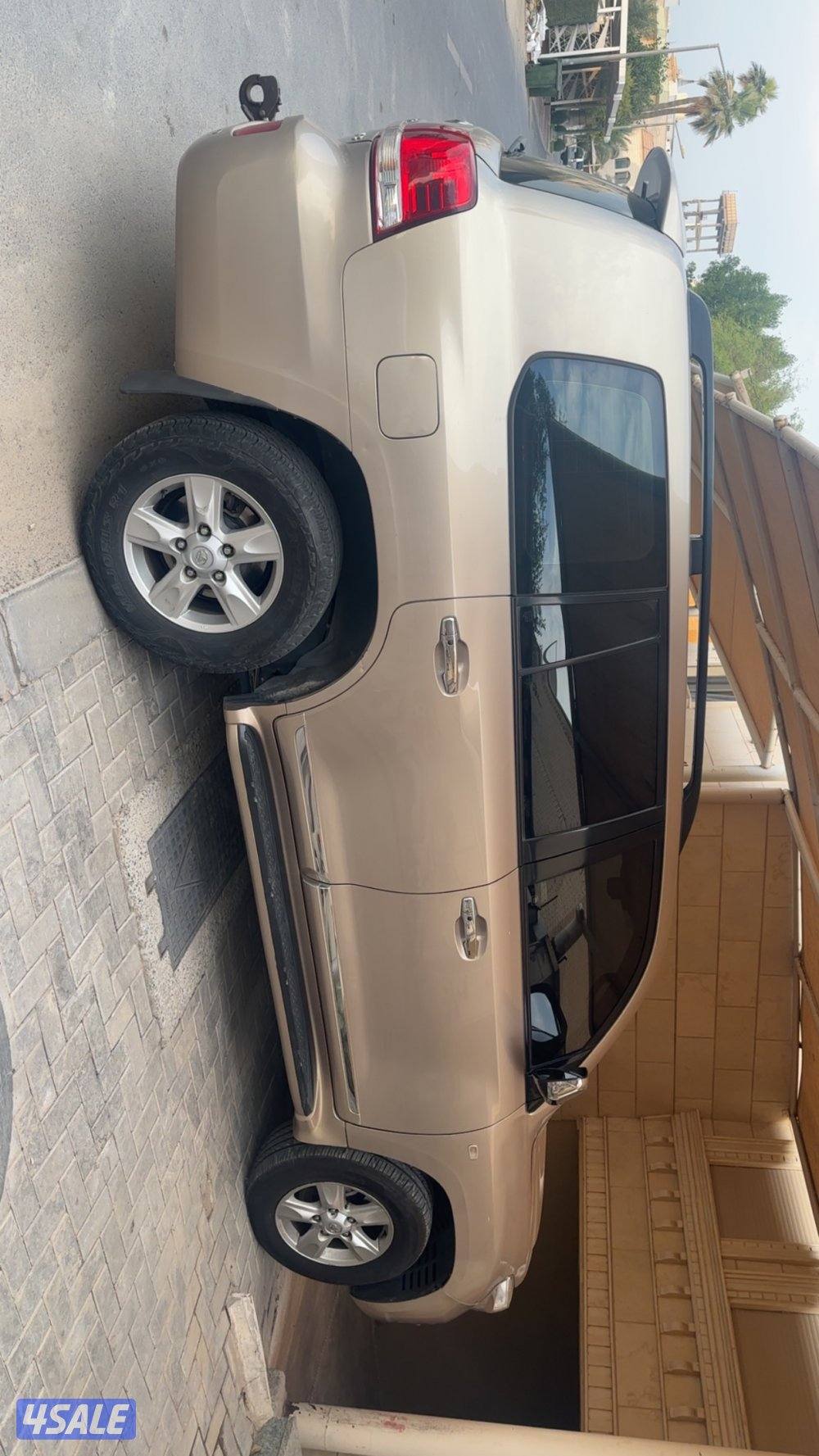 لاند كروزر0