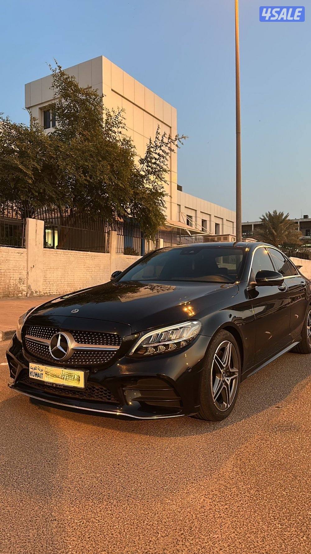 البيع مرسيدس  شرط الفحص وارد الوكاله   خالي من الحوادث صبغ الوكاله0