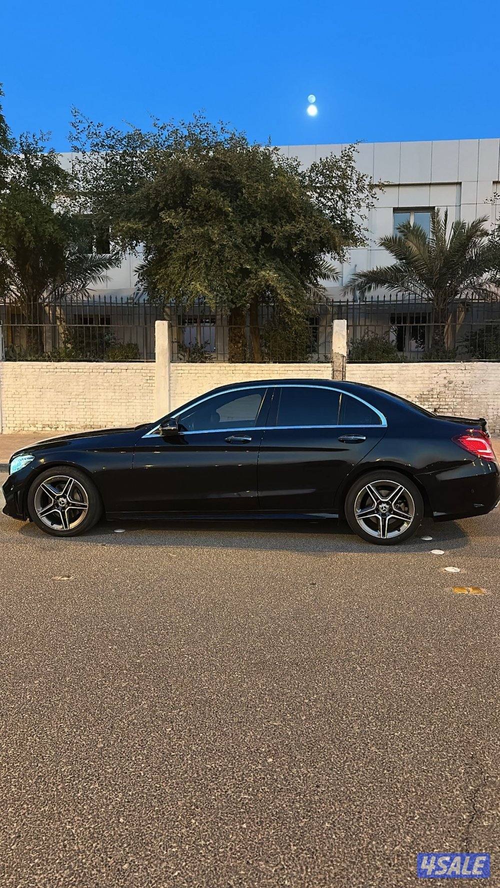 البيع مرسيدس  شرط الفحص وارد الوكاله   خالي من الحوادث صبغ الوكاله2