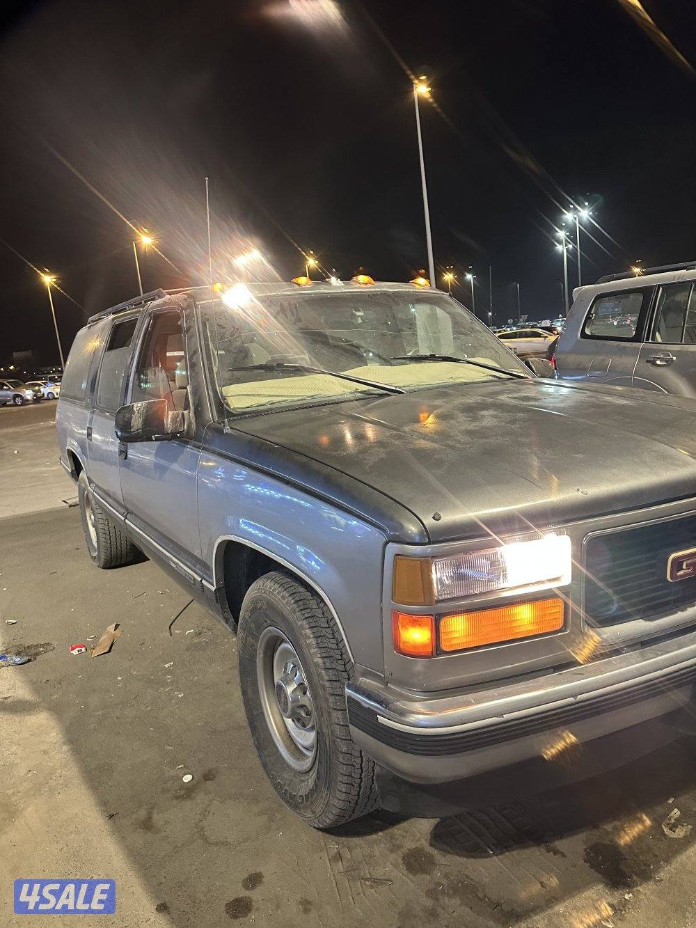 للبيع سوبربان موديل 1999 مكينة 454 البيع عع النظر7