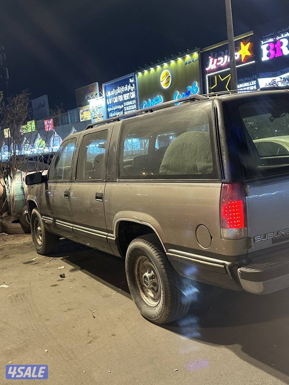 للبيع سوبربان موديل 1999 مكينة 454 البيع عع النظر9