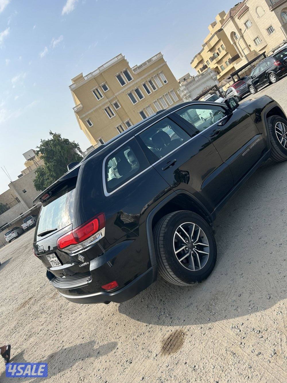 للبيع جراند شيروكي ٢٠٢١5