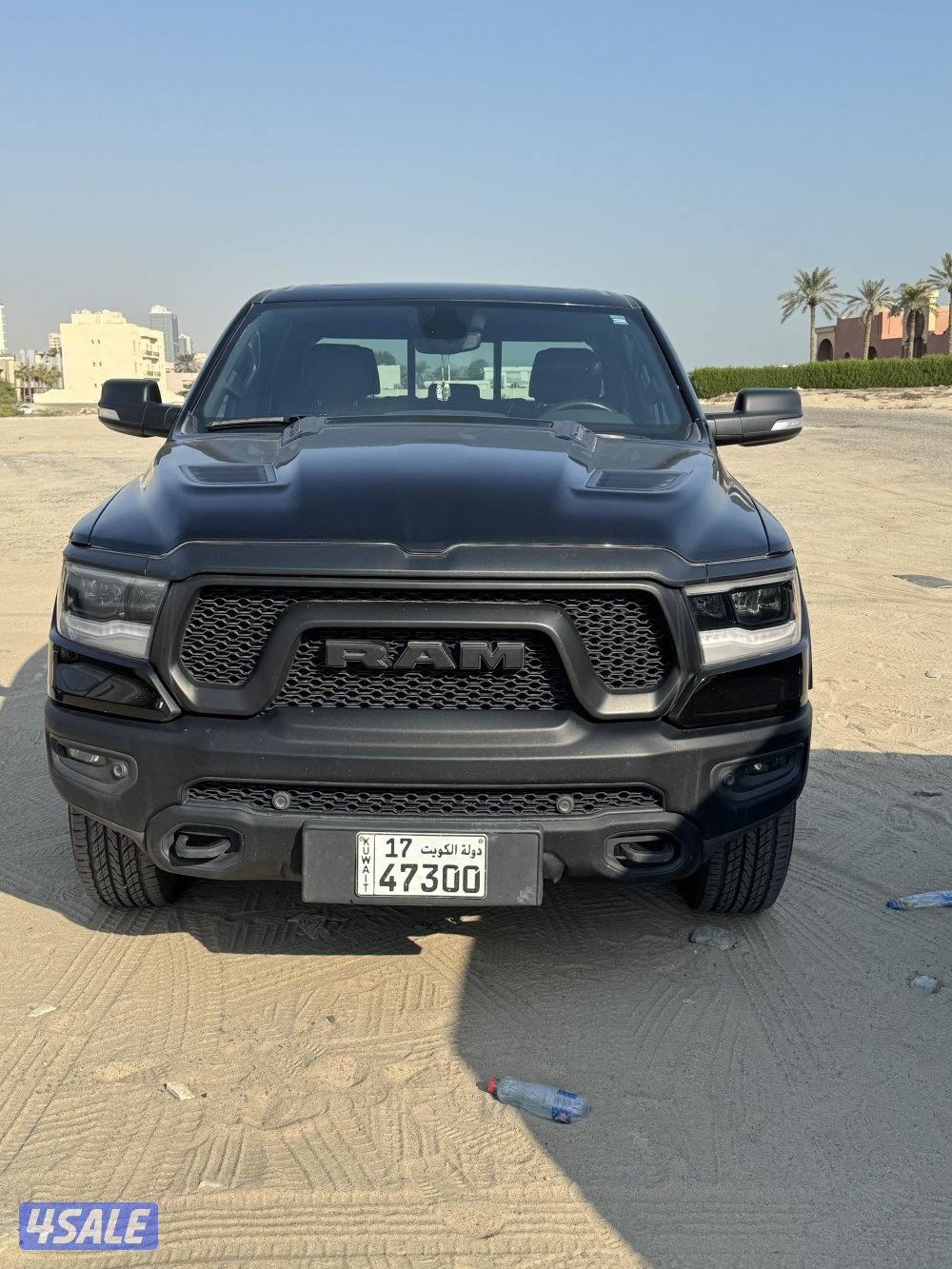 للبيع دودج رام ٢٠٢٠ black edition نزل منه فقط ٥ بالوكاله ماشي ١٢٨2