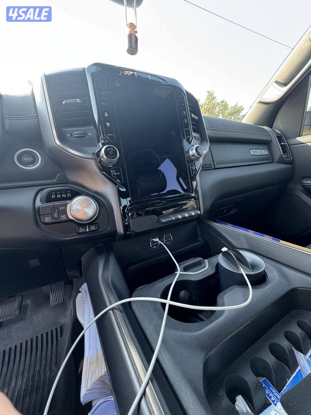 للبيع دودج رام ٢٠٢٠ black edition نزل منه فقط ٥ بالوكاله ماشي ١٢٨3