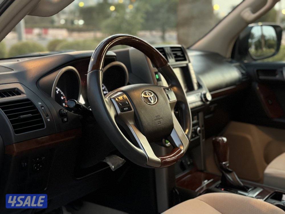 تويوتا برادو TXL V6 موديل 2012 بحاله ممتازه جدا15