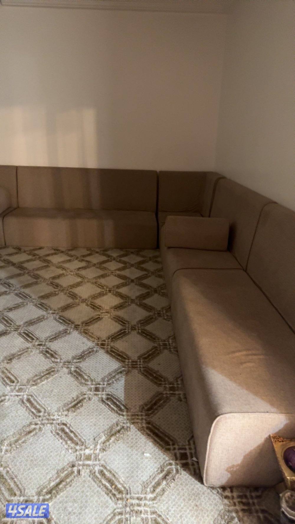 عبدالله مبارك قطعه ٥شارع ٥١٤منزل٣2