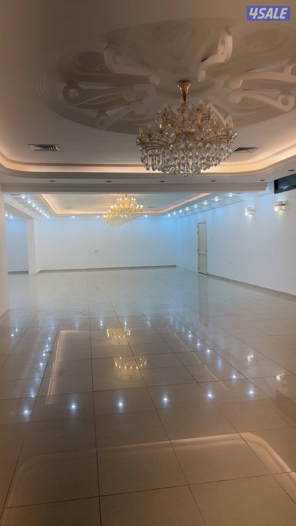 عبدالله مبارك قطعه ٥شارع ٥١٤منزل٣7