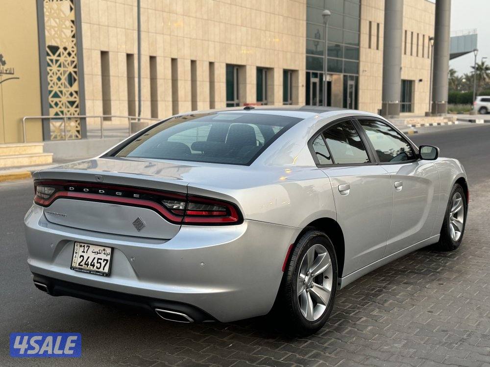 دوج شارجر V6 موديل 2020 بحاله الوكاله شرط الفحص3