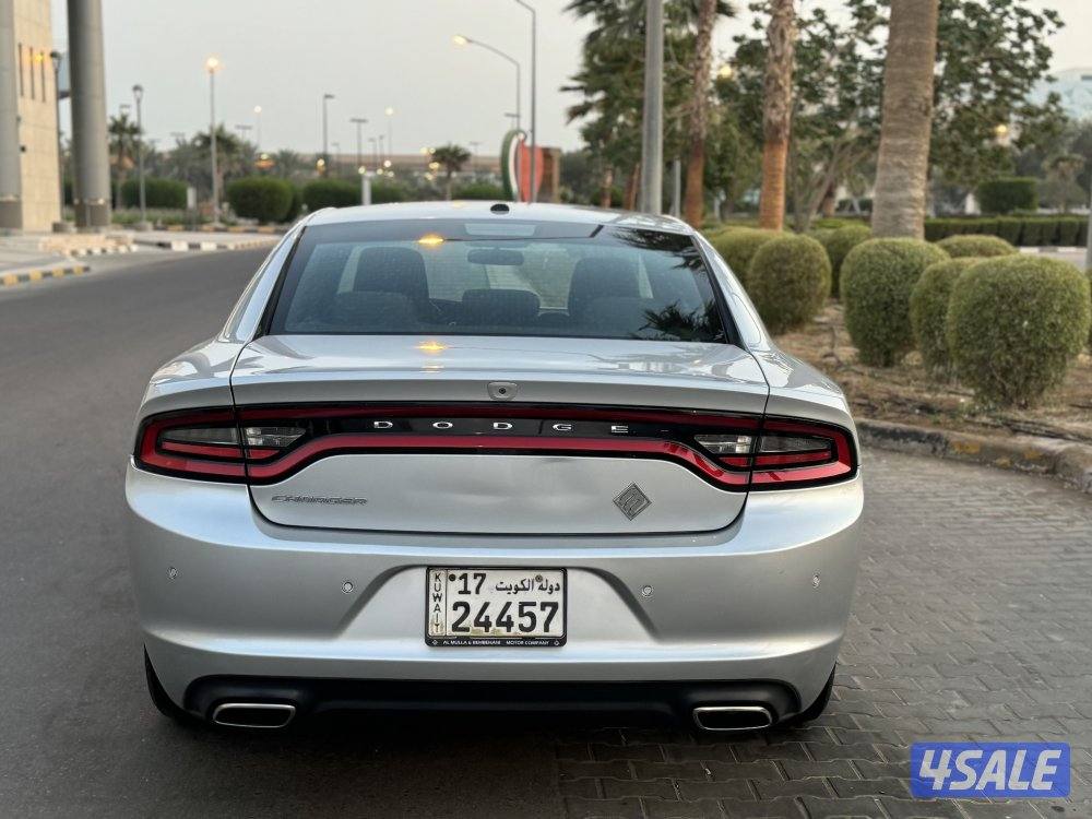 دوج شارجر V6 موديل 2020 بحاله الوكاله شرط الفحص6