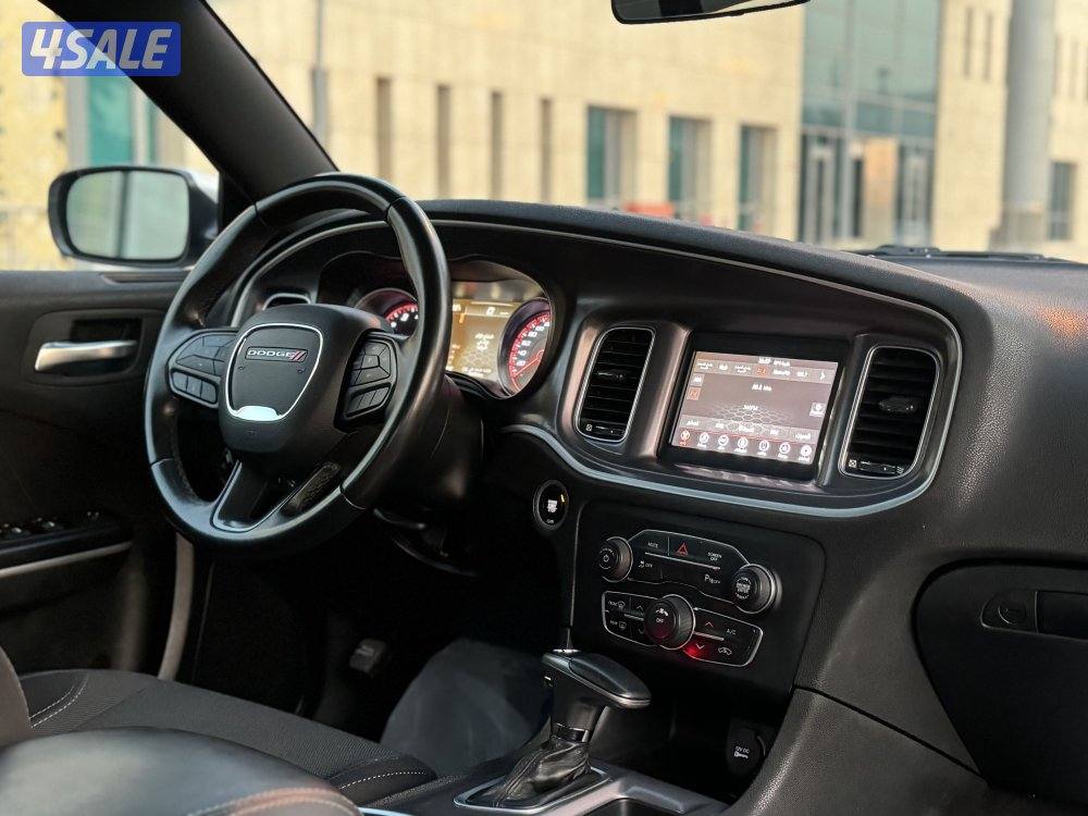 دوج شارجر V6 موديل 2020 بحاله الوكاله شرط الفحص12