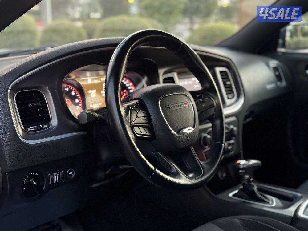 دوج شارجر V6 موديل 2020 بحاله الوكاله شرط الفحص13