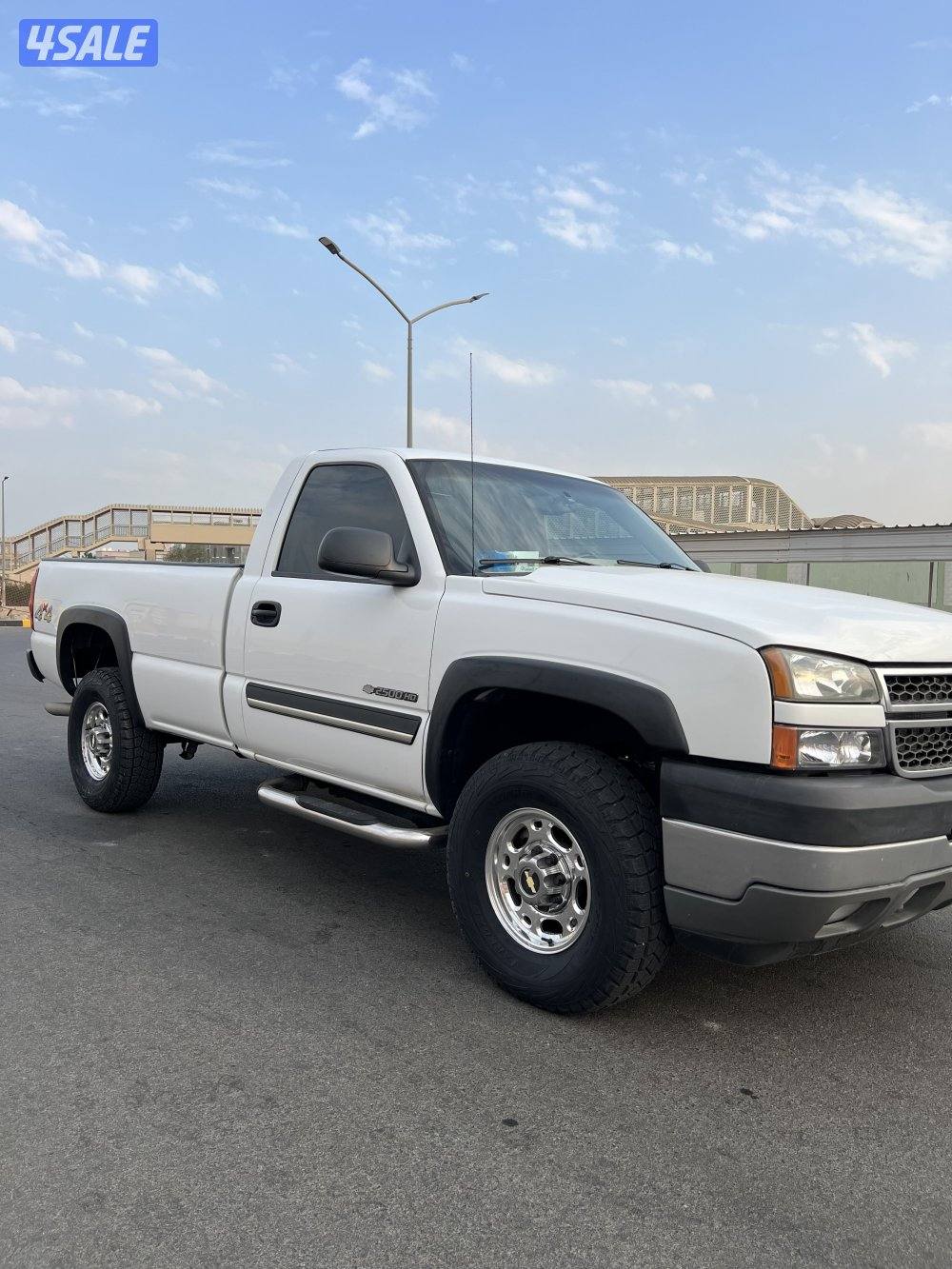 للبيع سلفرادو HD 20076