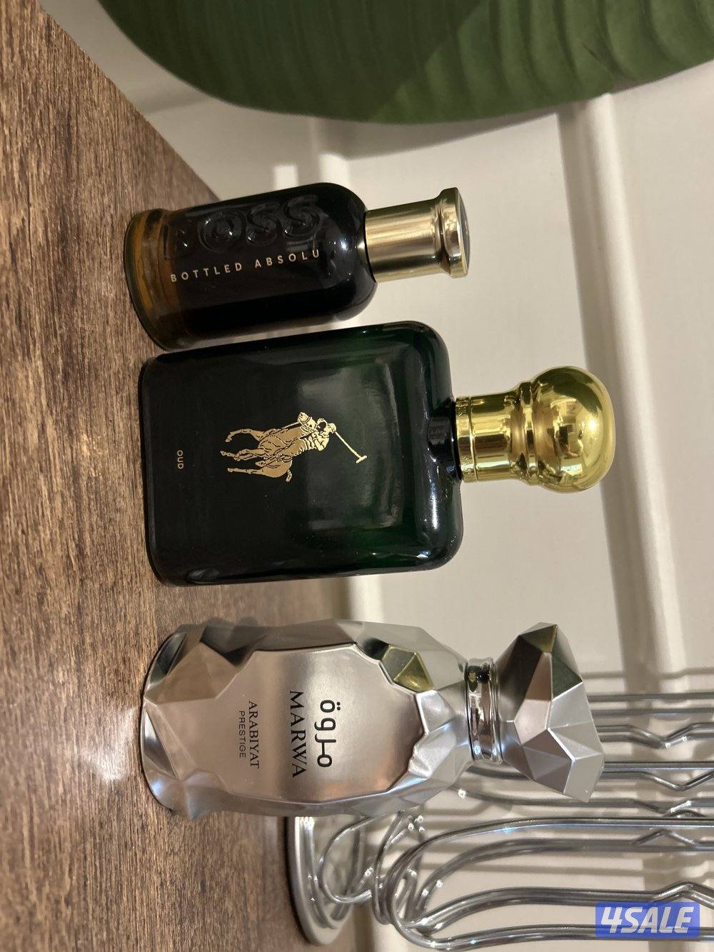 ثلاث عطور شبه فل0