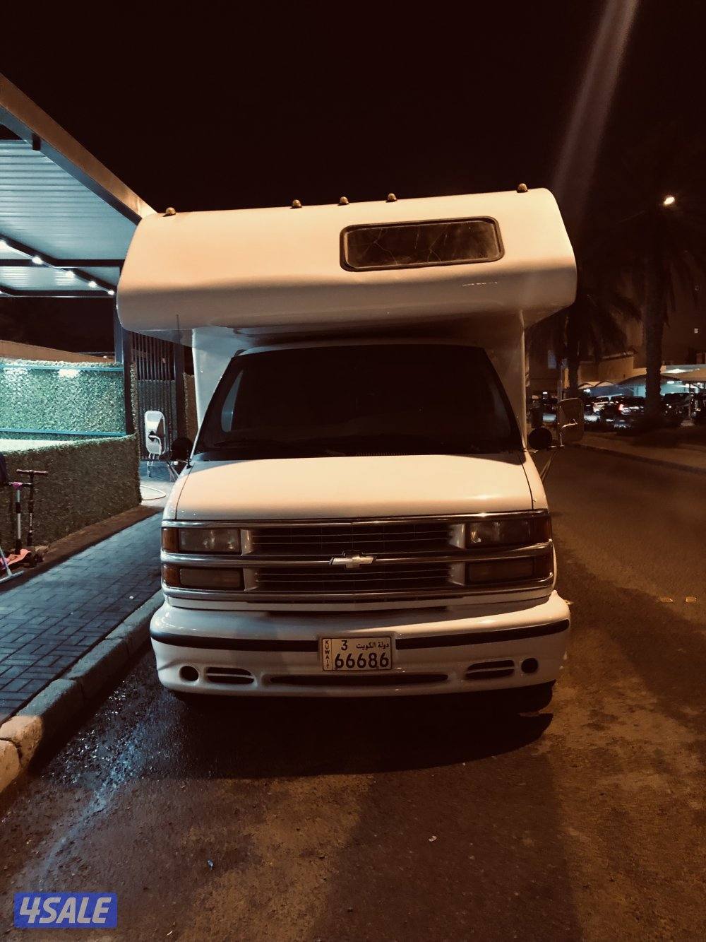 ((((((((  كرفان شفر موديل ١٩٩٨ نظيف  دبل تاير  ٢٤ قدم ))))))))0