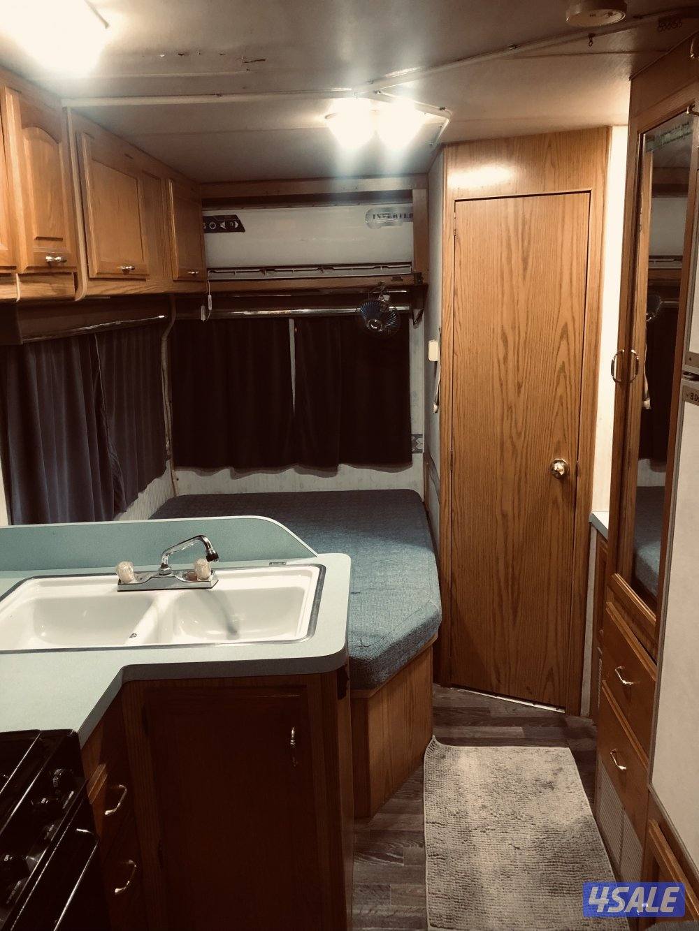 ((((((((  كرفان شفر موديل ١٩٩٨ نظيف  دبل تاير  ٢٤ قدم ))))))))9