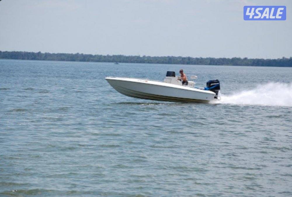 للبيع قارب بيرمونت حجم 21 قدم موديل 2023 مكينه 2016 ميركوري 2501