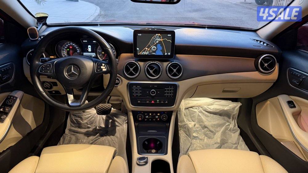 للبيع مرسيدس GLA 250 موديل 20174