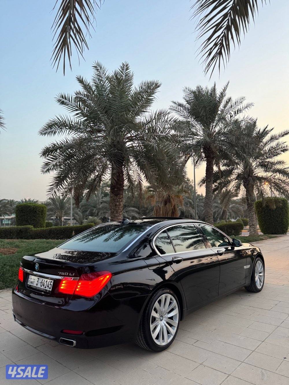 للبيع بي ام دبليو 2009 بحالة الوكالة 7402