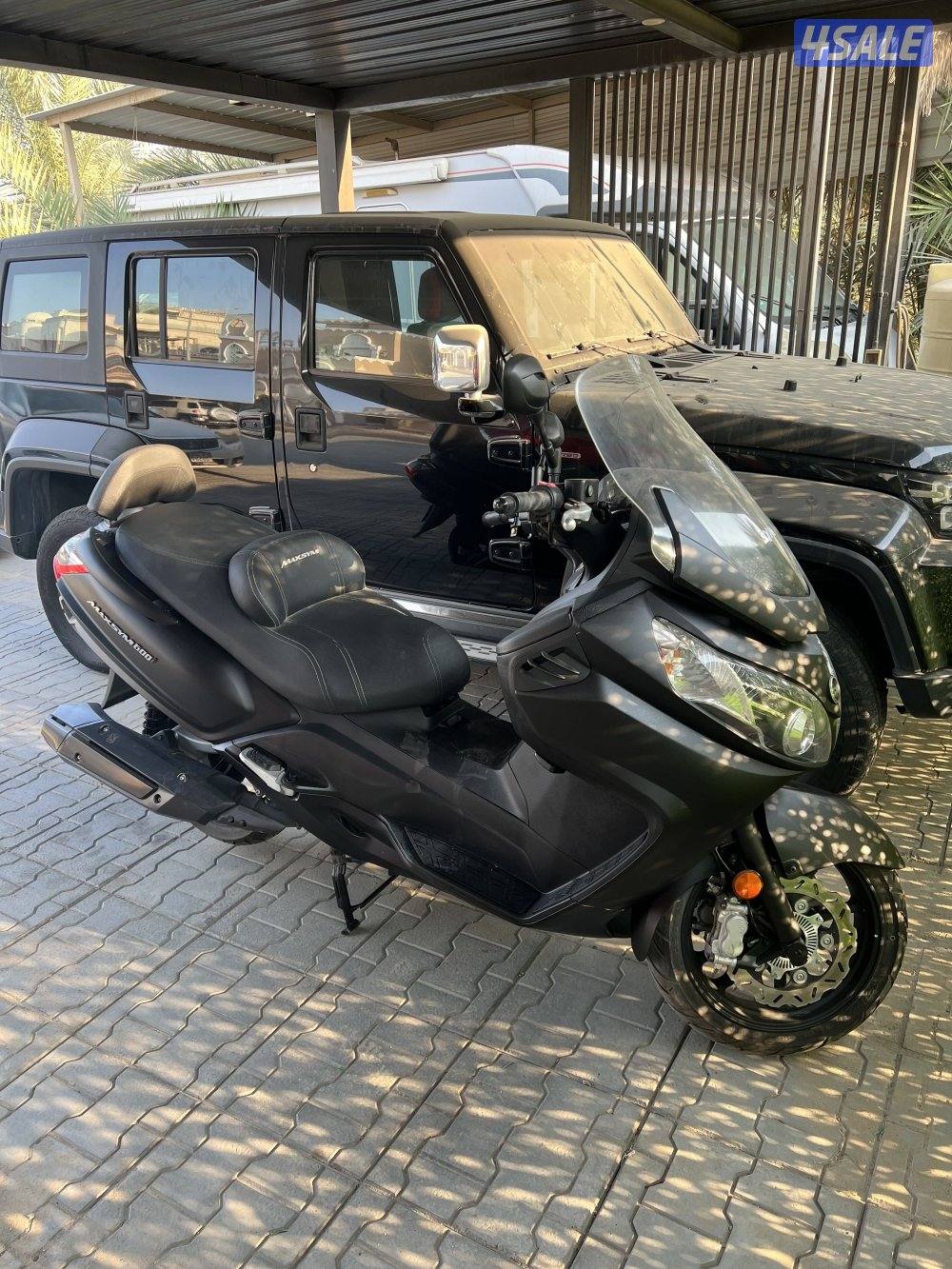 سيكل كلاسيكي maxsym600i5