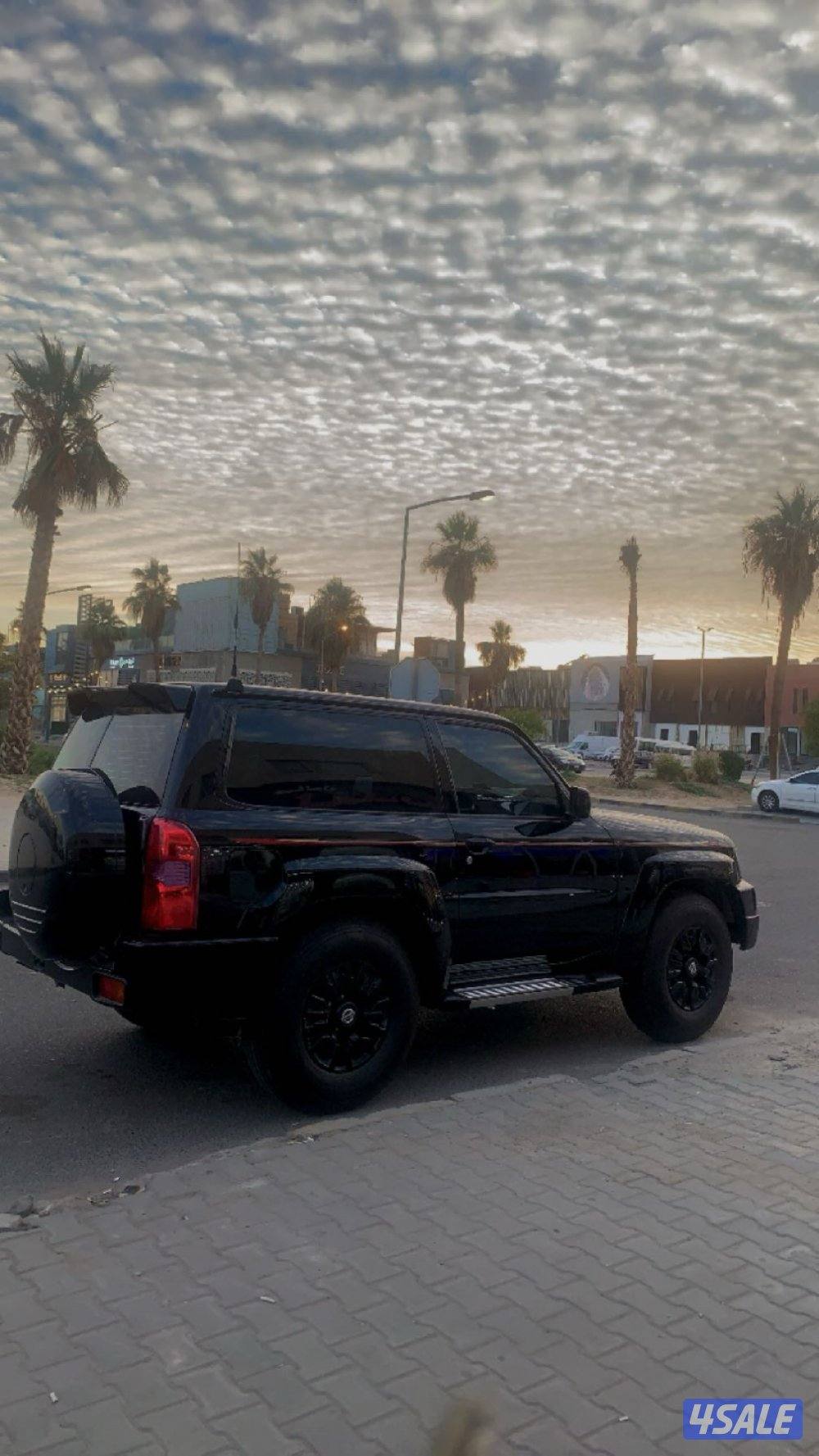 للبيع سفاري2017 قير عادي0