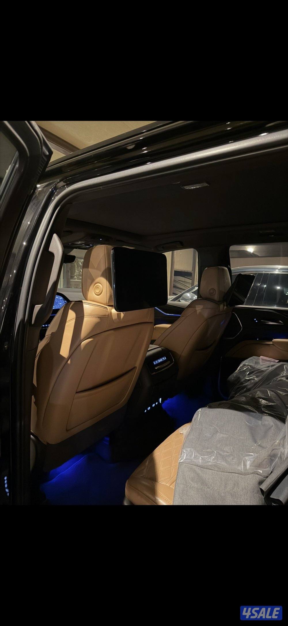 اسكاليد سبورت 2022 ماشي 46 ألف4