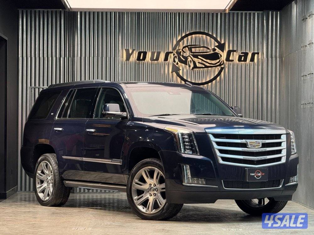Cadillac escalade0