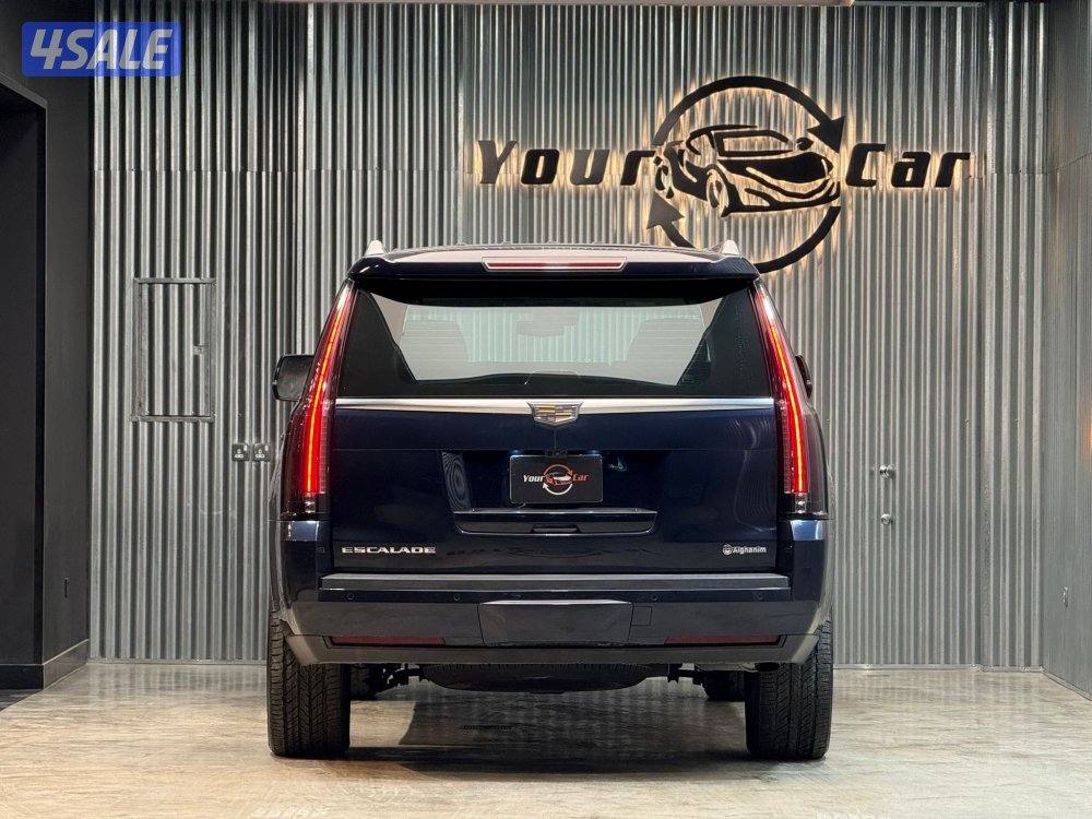 Cadillac escalade3
