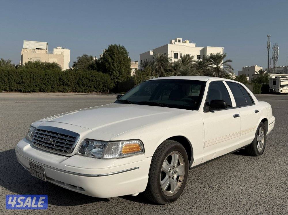 بحالة ممتازة جدا فورد كراون فكتوريا 2012 الوزان صبغ الوكالة عدا مدقر1