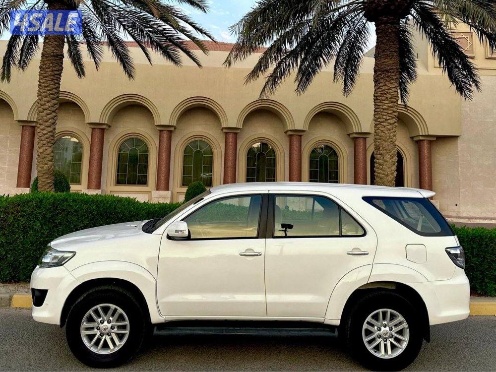 للبيع فورتنر موديل 2013 ماشي 165 صبغ الوكاله ماشي 165 سيرفس منتظم4