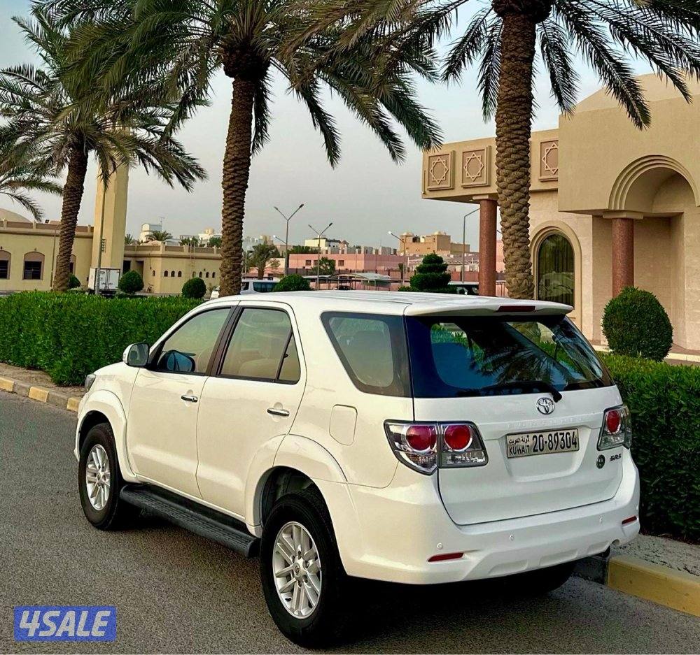 للبيع فورتنر موديل 2013 ماشي 165 صبغ الوكاله ماشي 165 سيرفس منتظم5