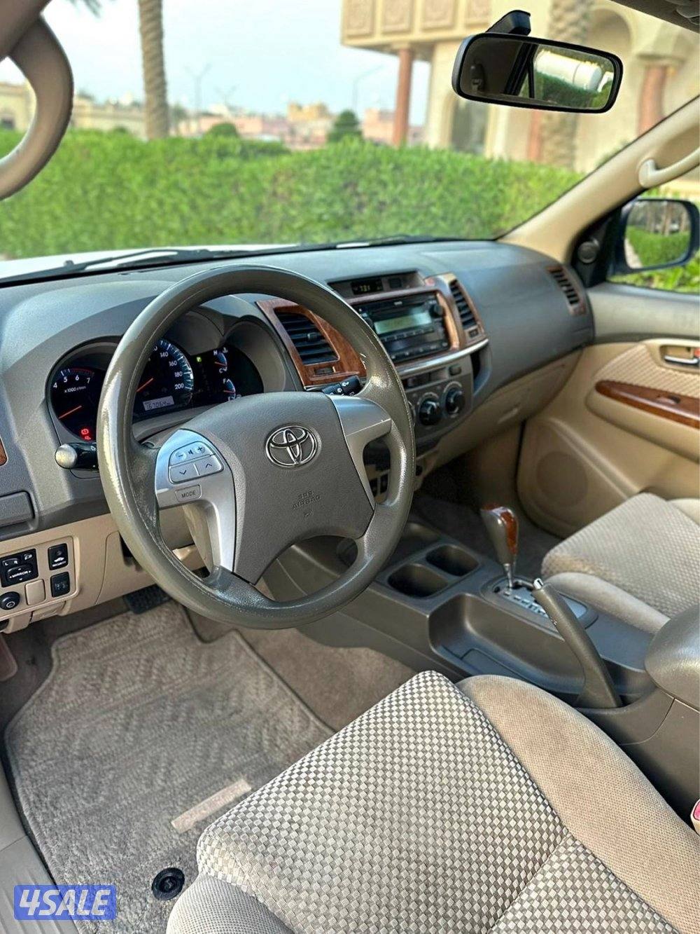 للبيع فورتنر موديل 2013 ماشي 165 صبغ الوكاله ماشي 165 سيرفس منتظم6