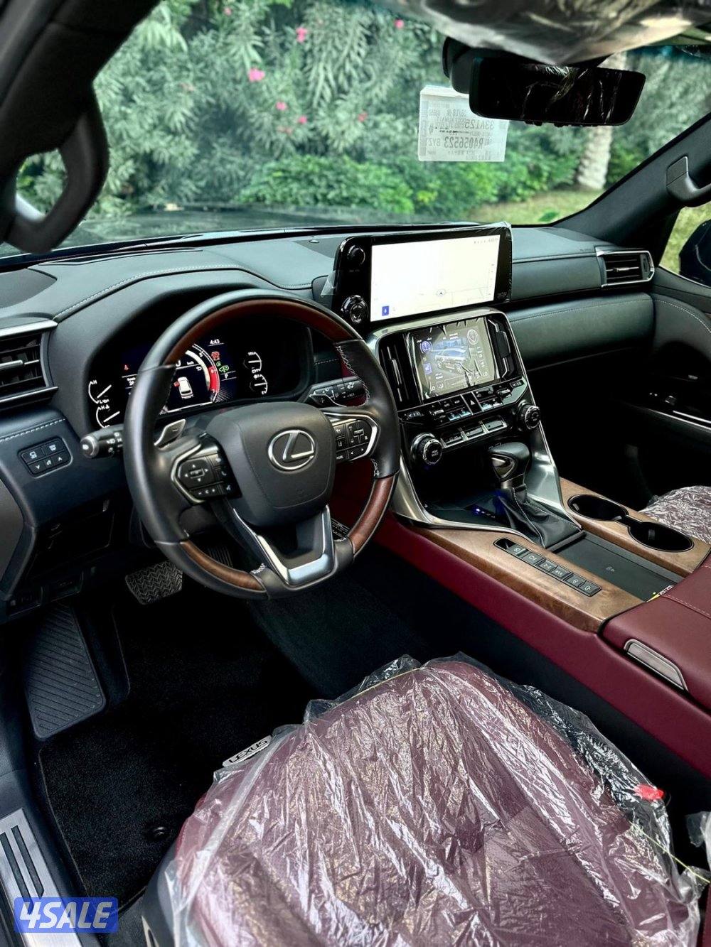 الدرجه الاولى موديل 2024 ماشي 17 الف وارد الساير6