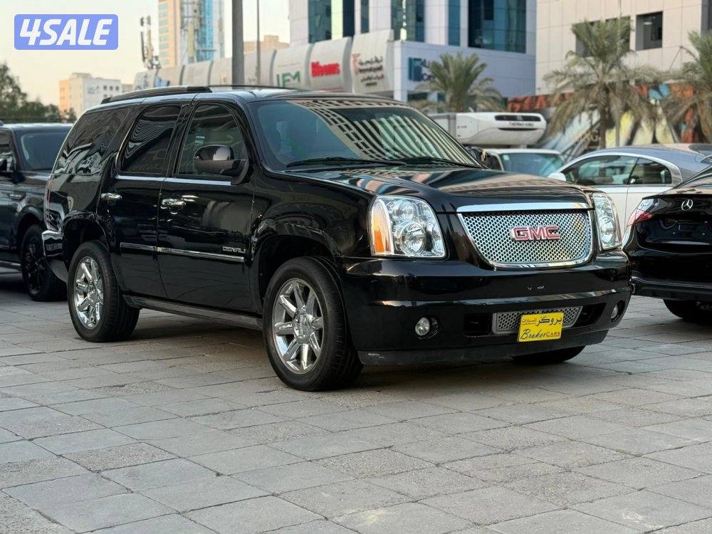 للبيع GMC يوكن دينالي موديل 2012 نظيفف1