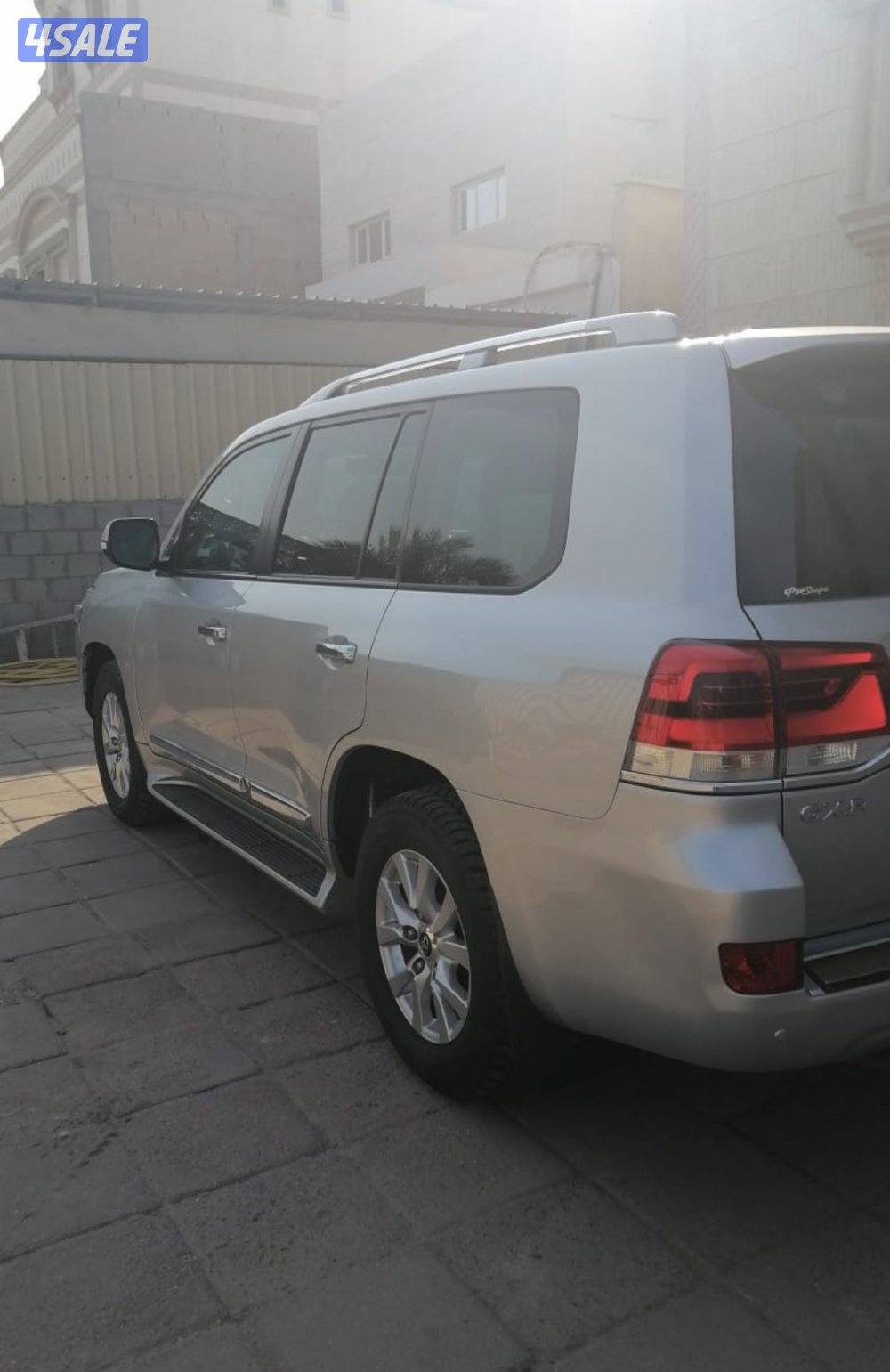 لاندكروز2019 عداد 165 آلف3