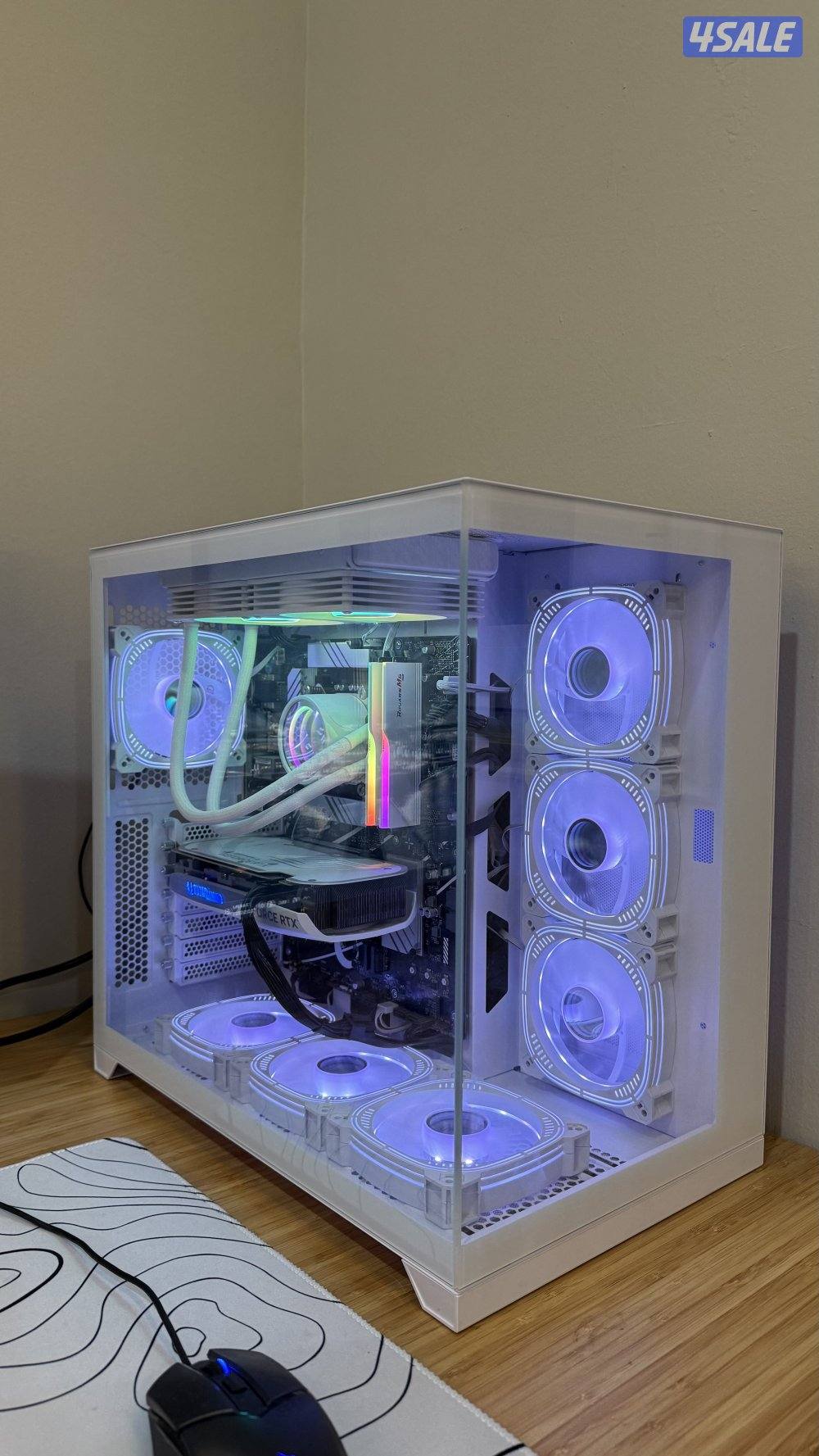 4060 Ti / INTEL i7/ 32 inch5