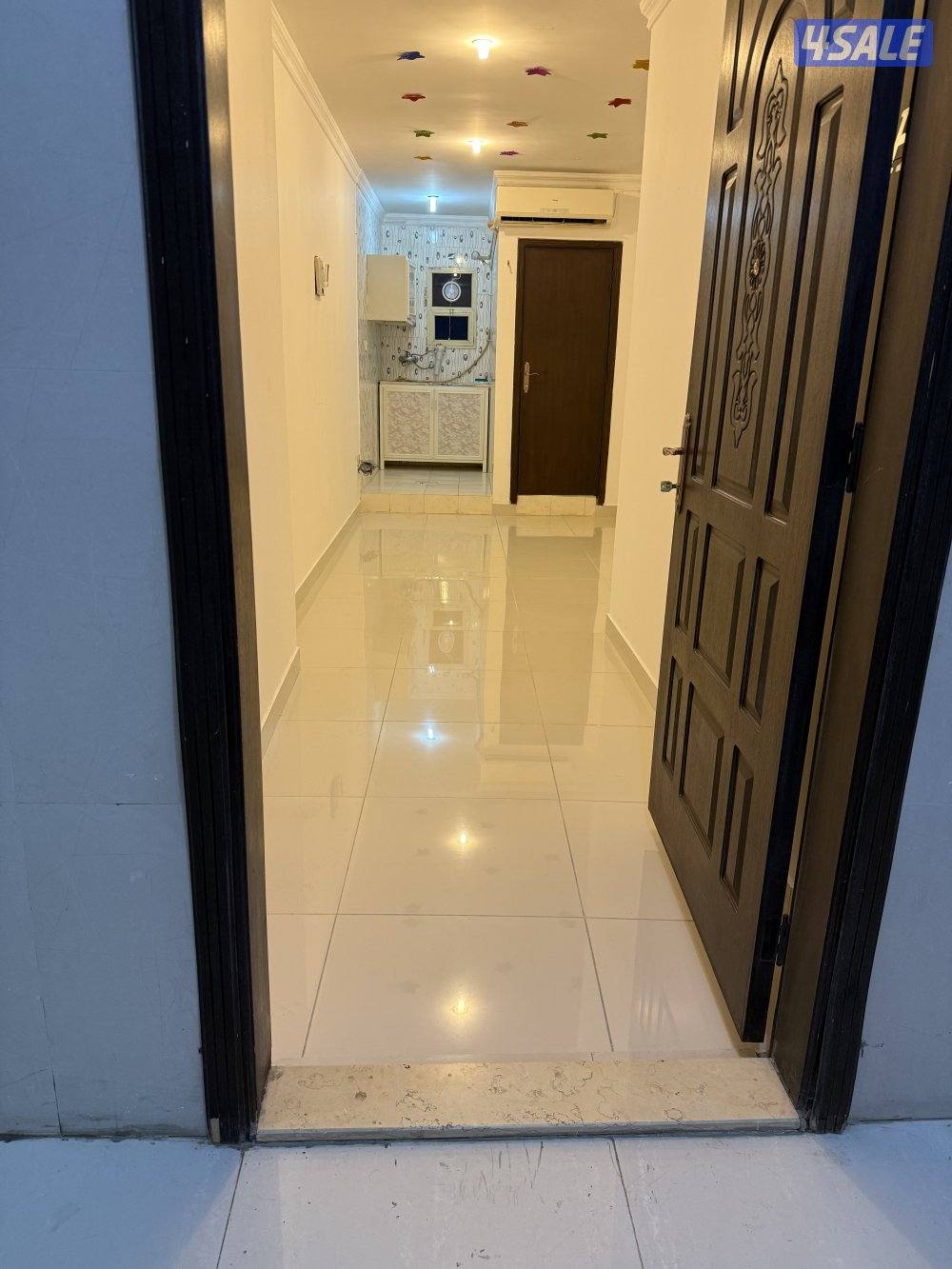 استوديو للإيجار غرفة حمام مطبخ ابو حليفة2