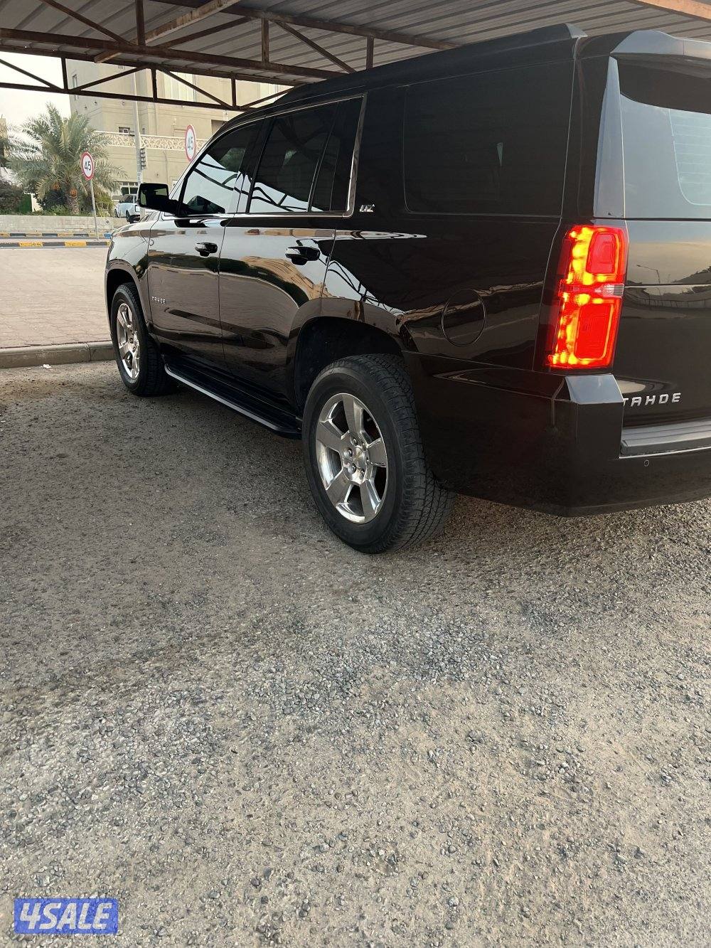 للبيع تاهو صبغ الوكاله ماعدا قطعه تجميلي1