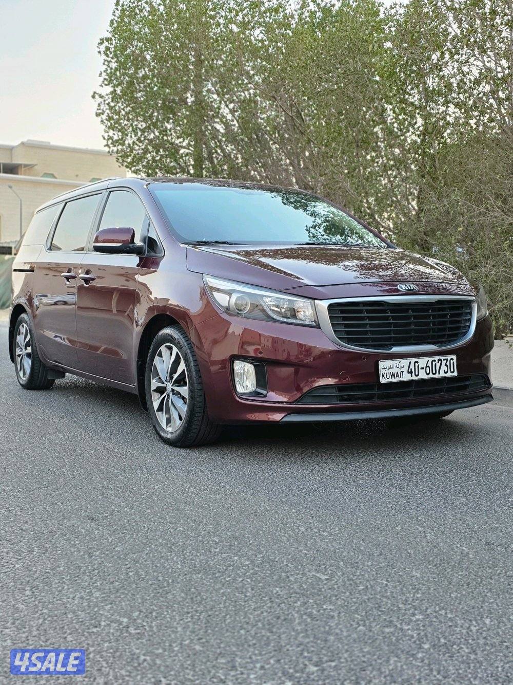 للبيع كيا كرنفال 20186