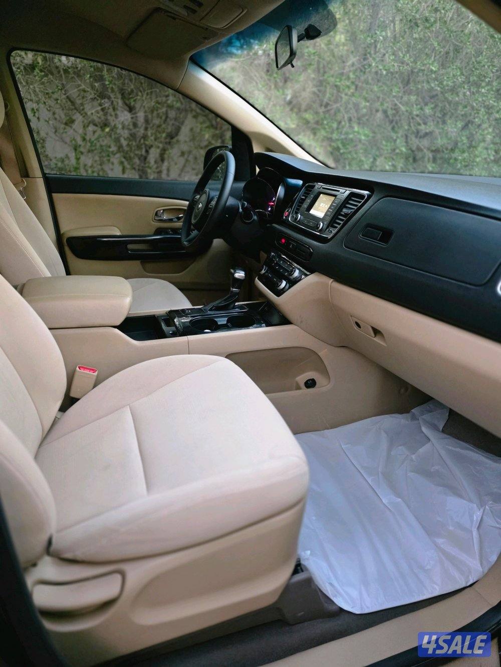 للبيع كيا كرنفال 20187