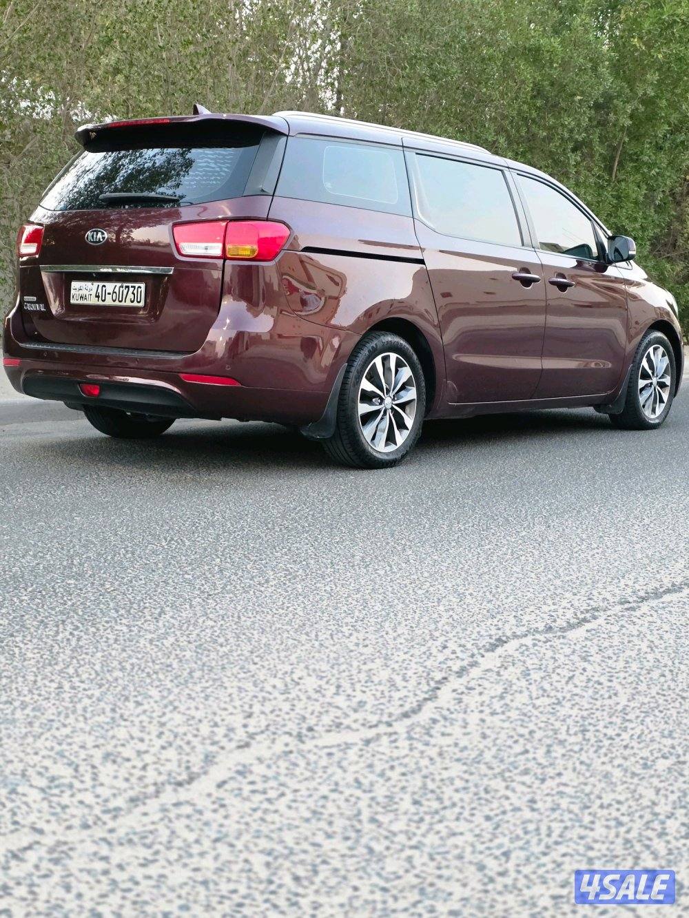 للبيع كيا كرنفال 20188