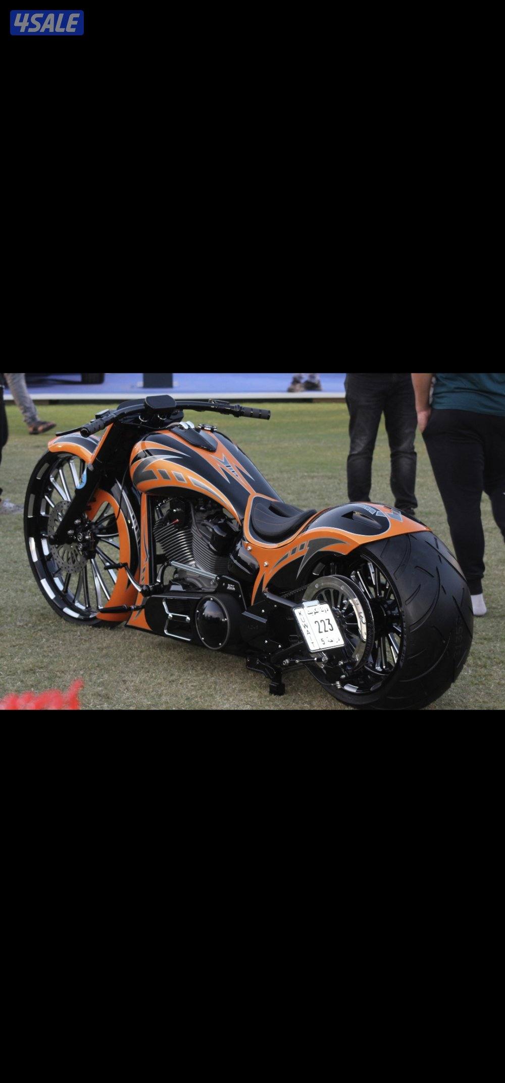 بريك اوت كاستم0