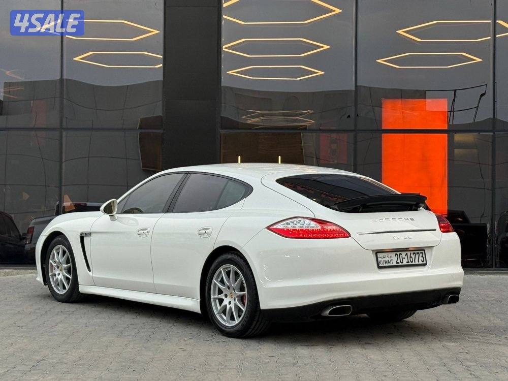 PORSCHE PANAMERA _ 20113