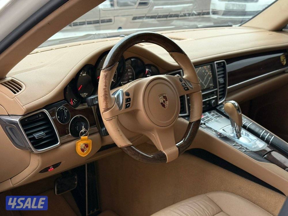 PORSCHE PANAMERA _ 20116