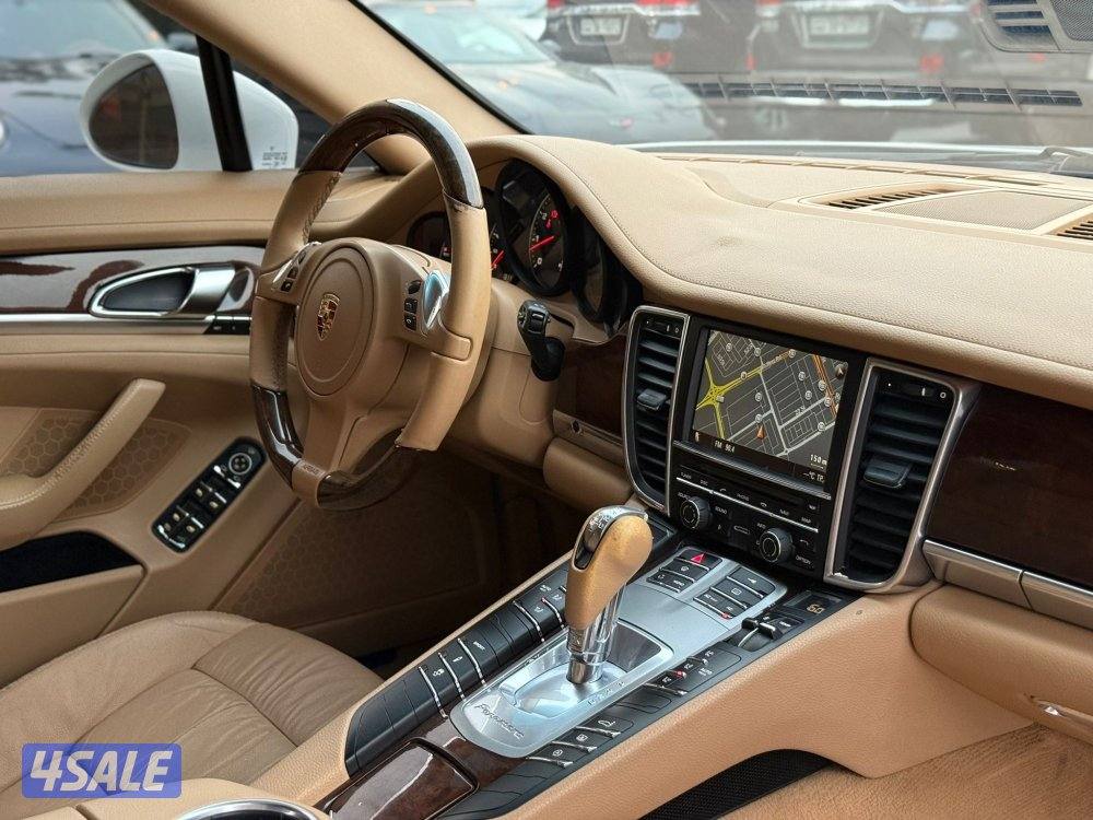 PORSCHE PANAMERA _ 20117