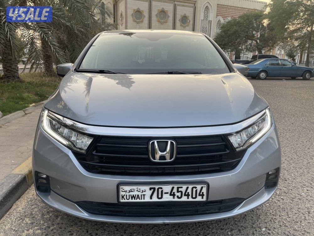 للبيع هوندا اوديسي موديل 2023 عداد قليل 70 الف كيلو فقط1