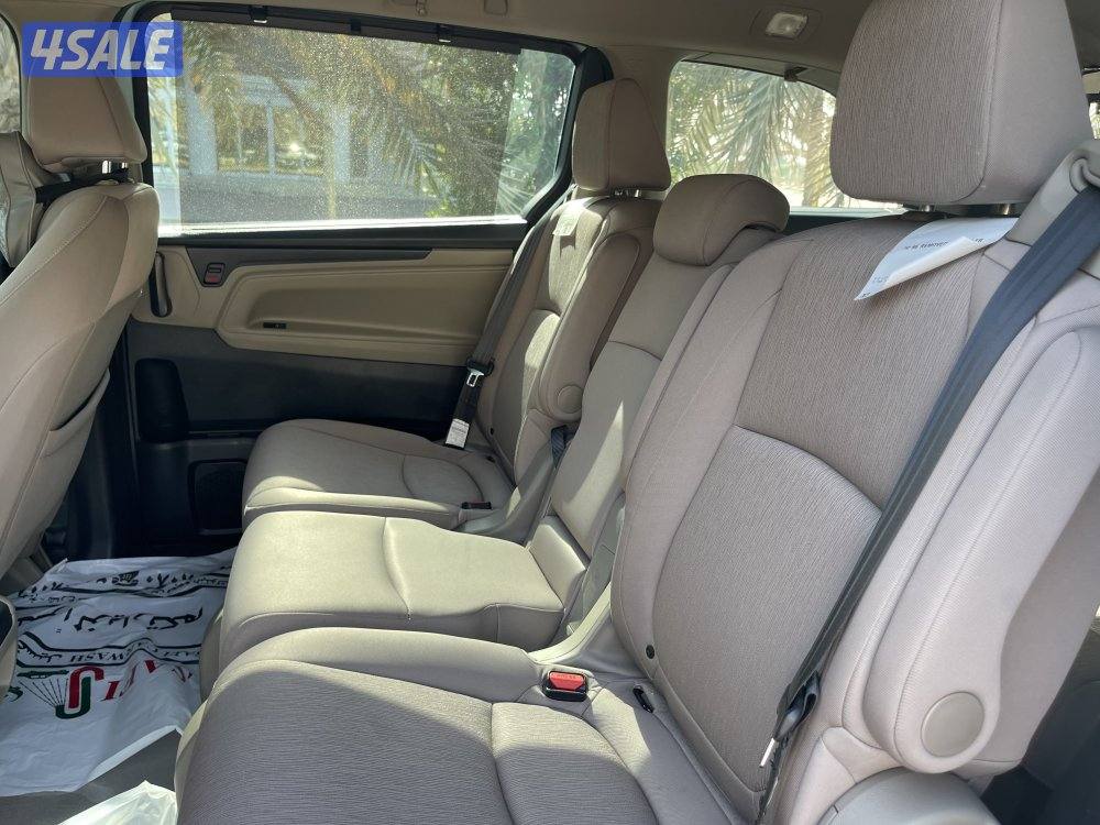 للبيع هوندا اوديسي موديل 2023 عداد قليل 70 الف كيلو فقط7