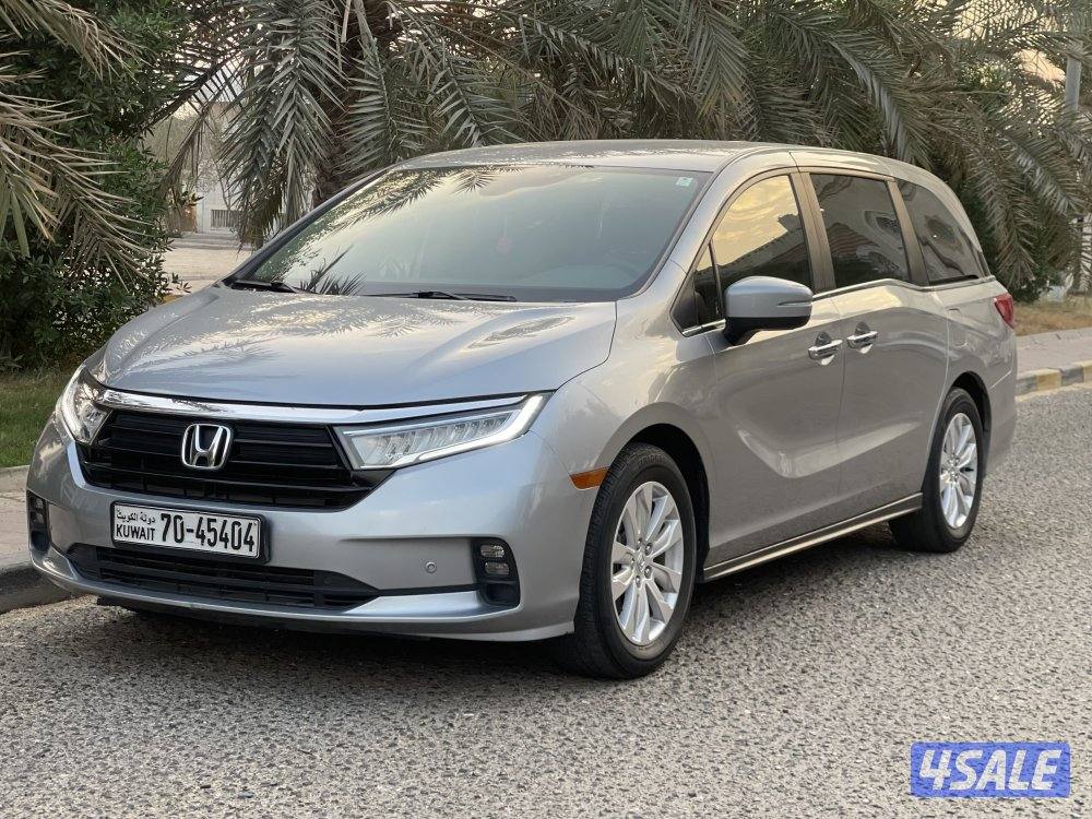 للبيع هوندا اوديسي موديل 2023 عداد قليل 70 الف كيلو فقط12