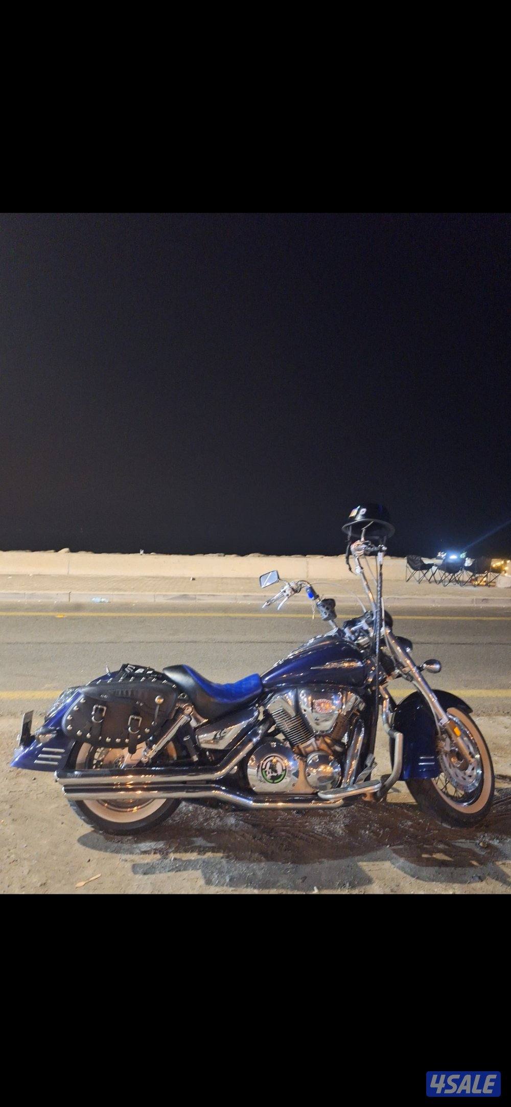 للبیع سیکل هوندا شادو1300VTXموديل 20041