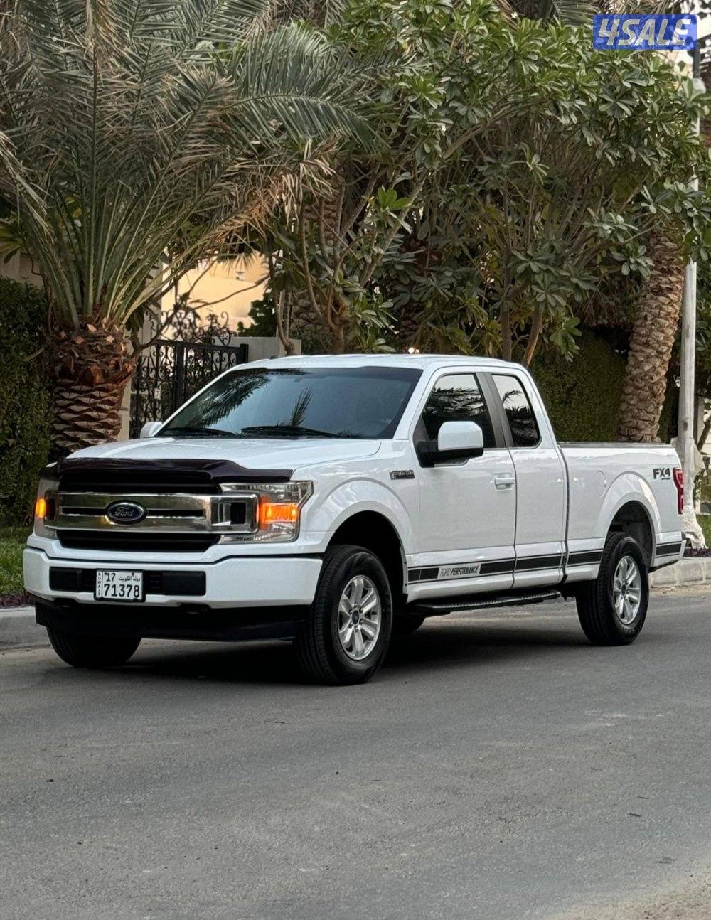 للبيع وانيت فورد موديل 2018  دبل قير1